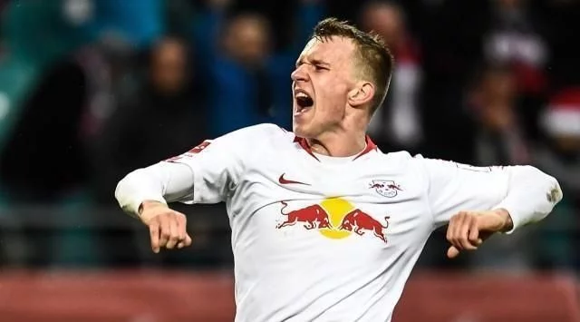 通过点球为 通过点球为