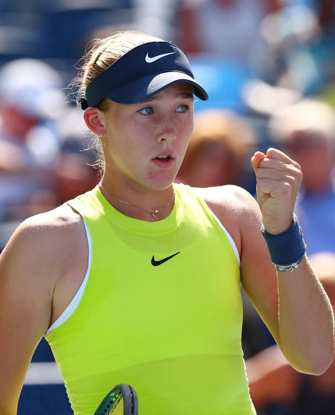 在采访中提 在采访中提