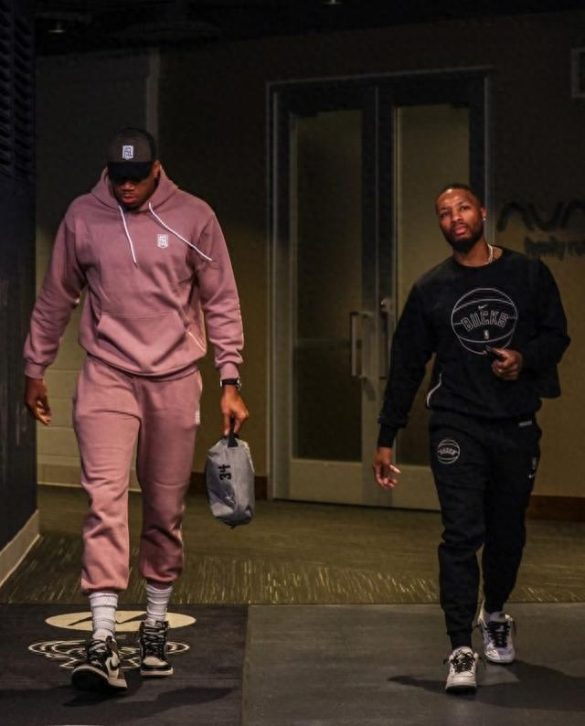 em